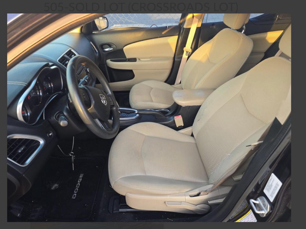 Dodge Avenger  2012