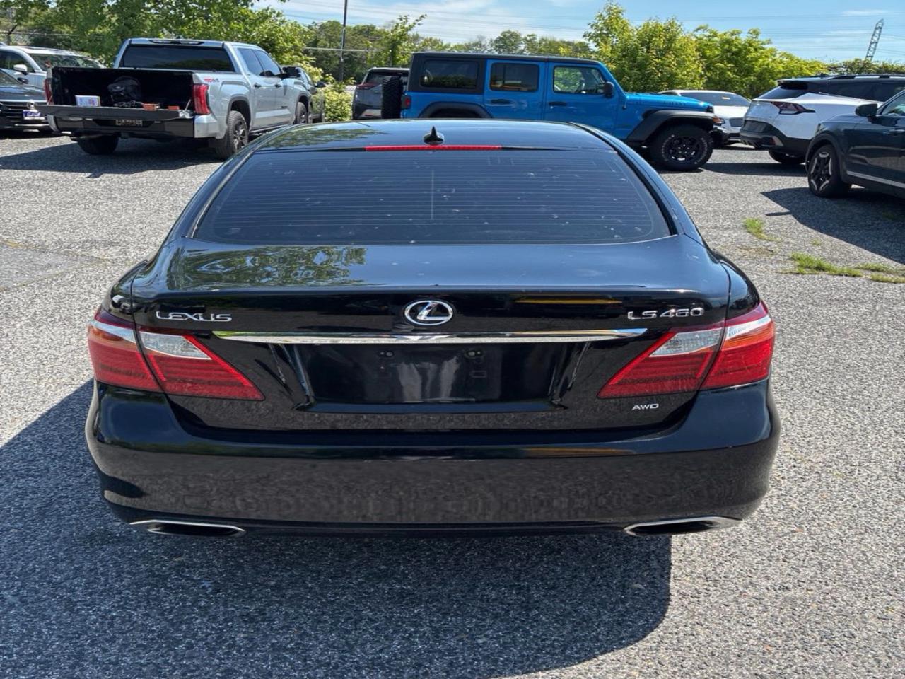 Lexus LS 460  2010