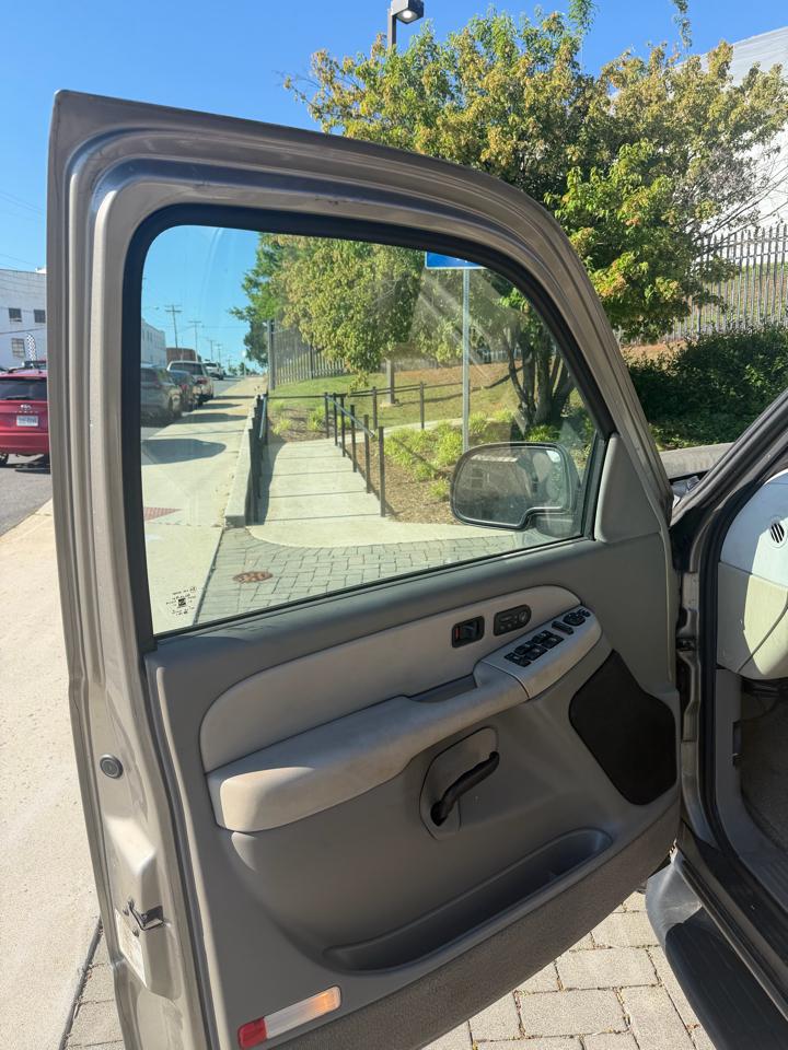 Chevrolet Suburban  2001