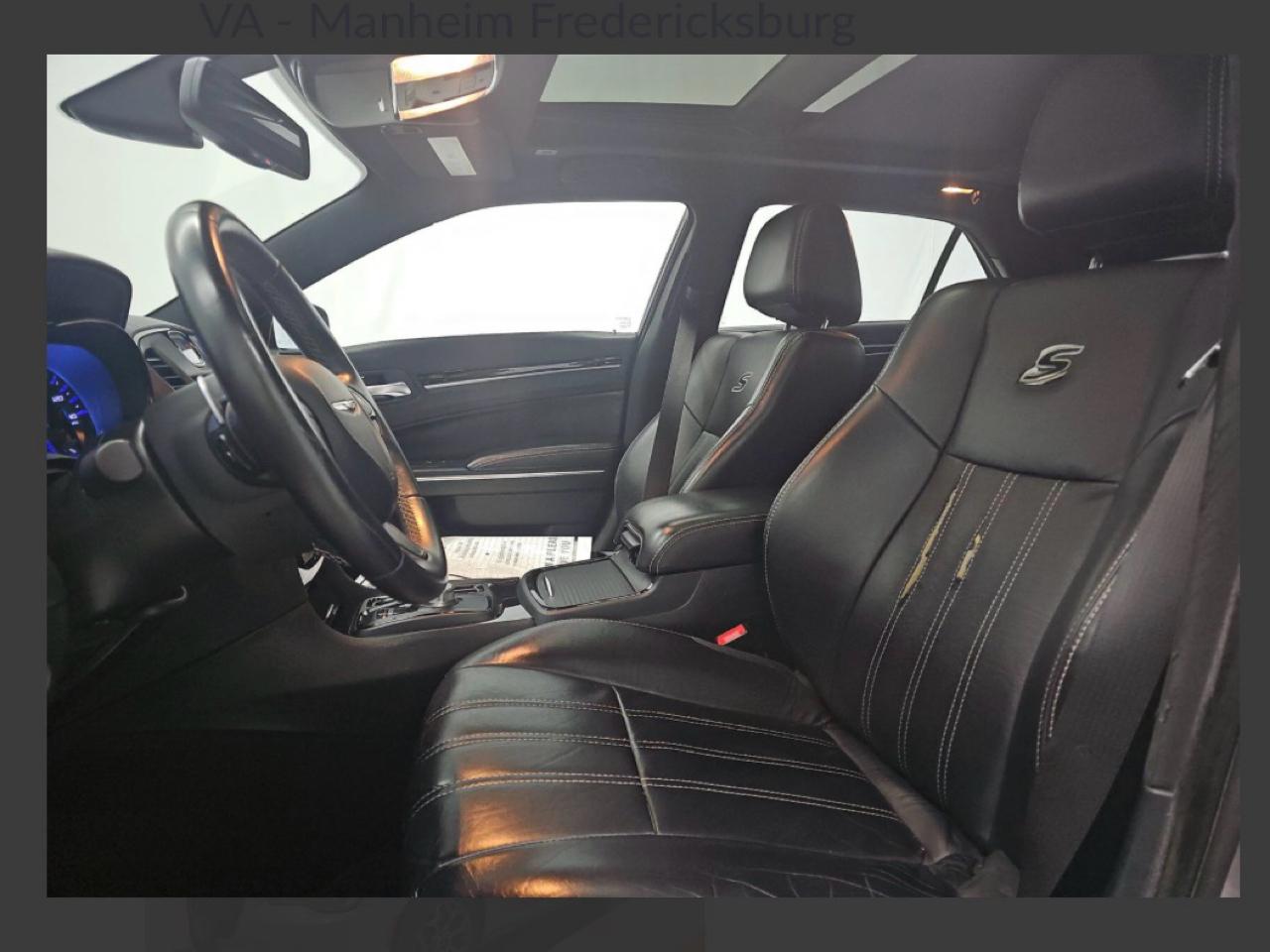 Chrysler 300  2017