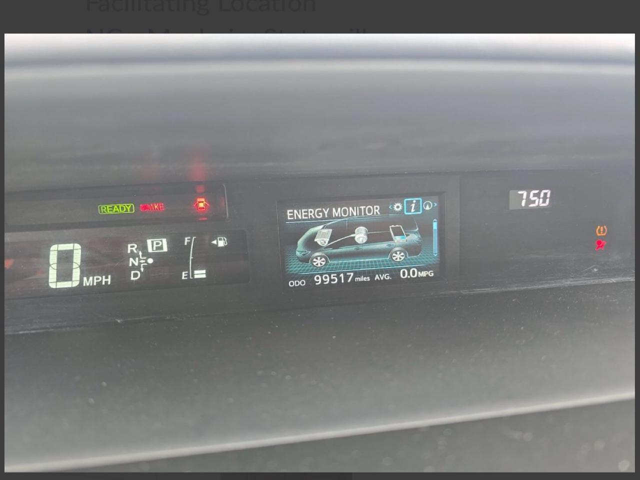 Toyota Prius V  2017