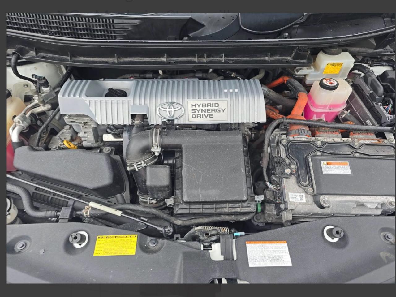 Toyota Prius V  2017