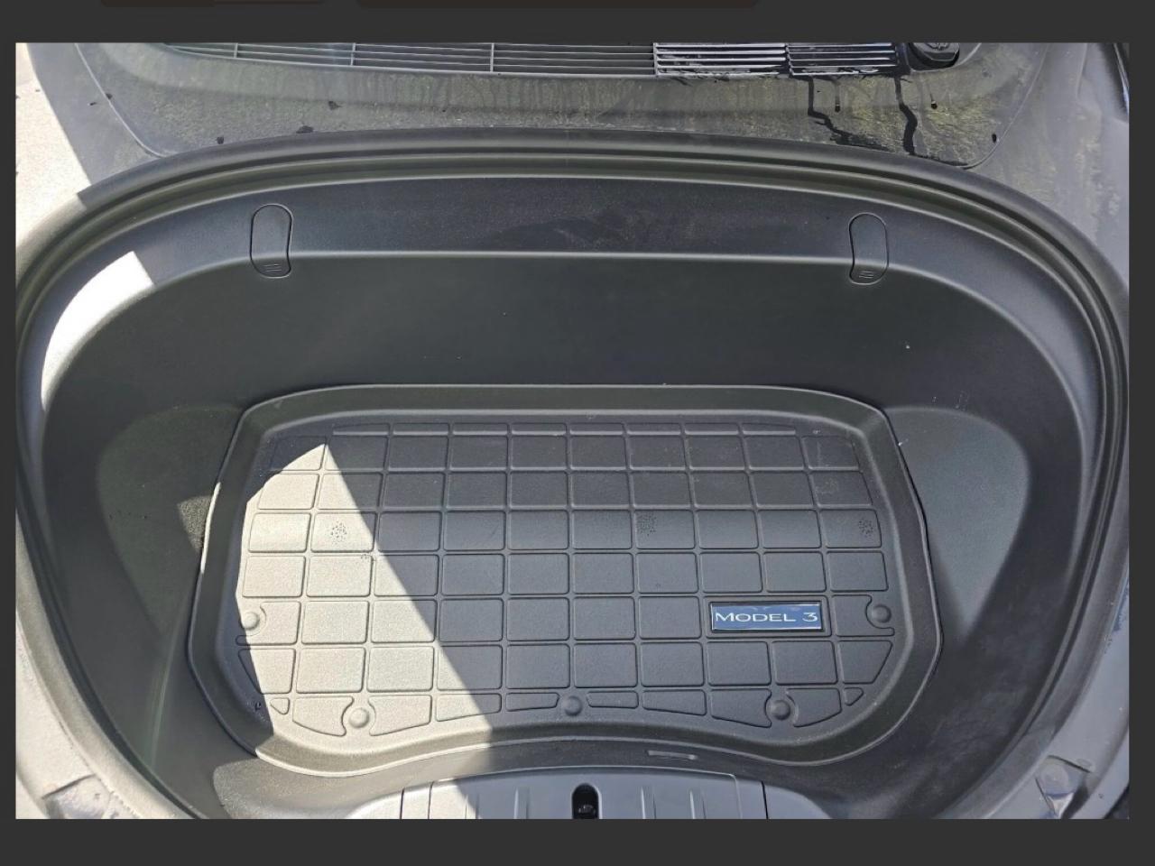 Tesla Model 3  2018