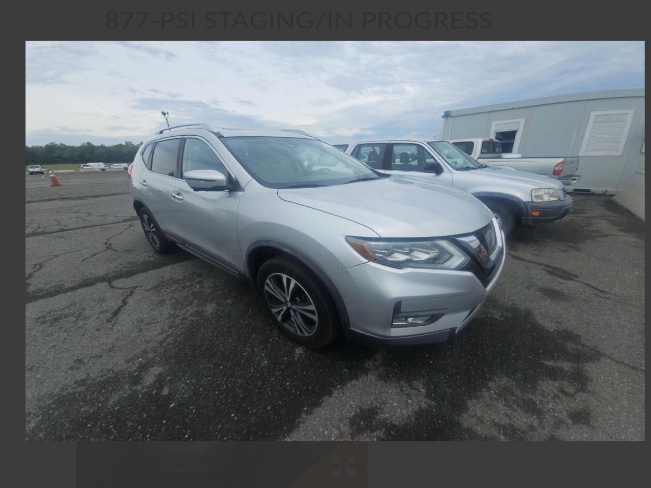 Nissan Rogue  2017