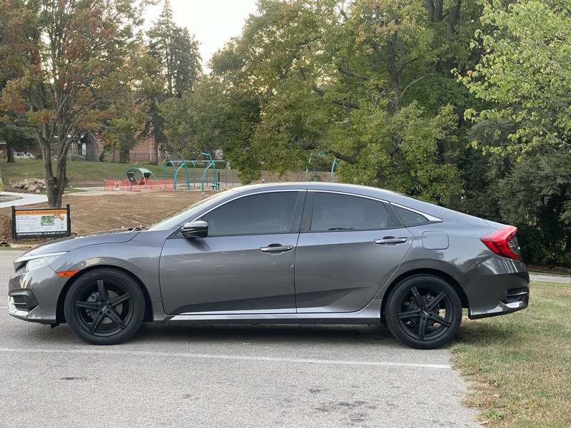 Honda Civic LX Sedan CVT 2018 Honda Civic LX Sedan CVT 2018