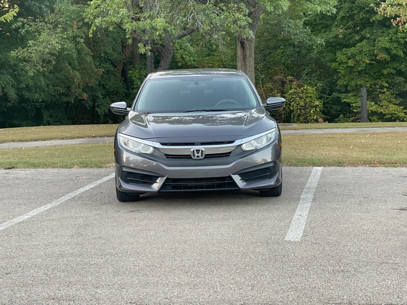 Honda Civic LX Sedan CVT 2018 Honda Civic LX Sedan CVT 2018