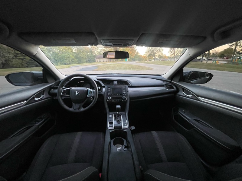 Honda Civic LX Sedan CVT 2018 Honda Civic LX Sedan CVT 2018