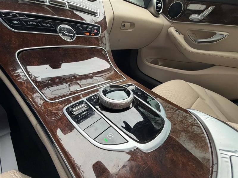 Mercedes-Benz C-Class 4dr Sdn C 300 4MATIC 2018