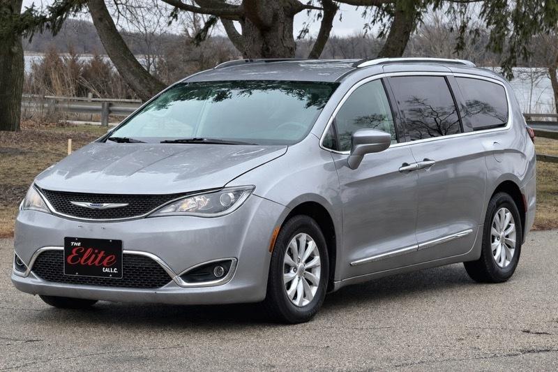 Chrysler Pacifica  2019