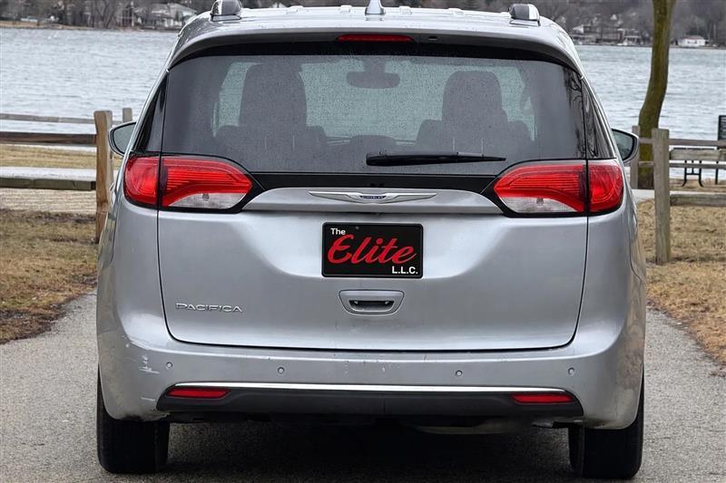 Chrysler Pacifica  2019