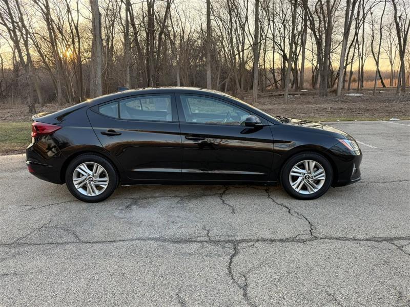 Hyundai Elantra Limited 2019