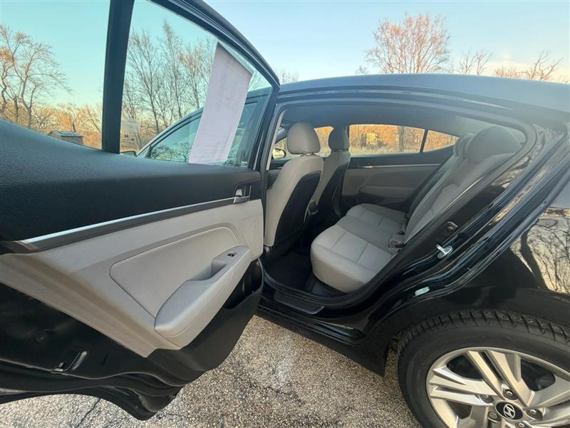 Hyundai Elantra Limited 2019