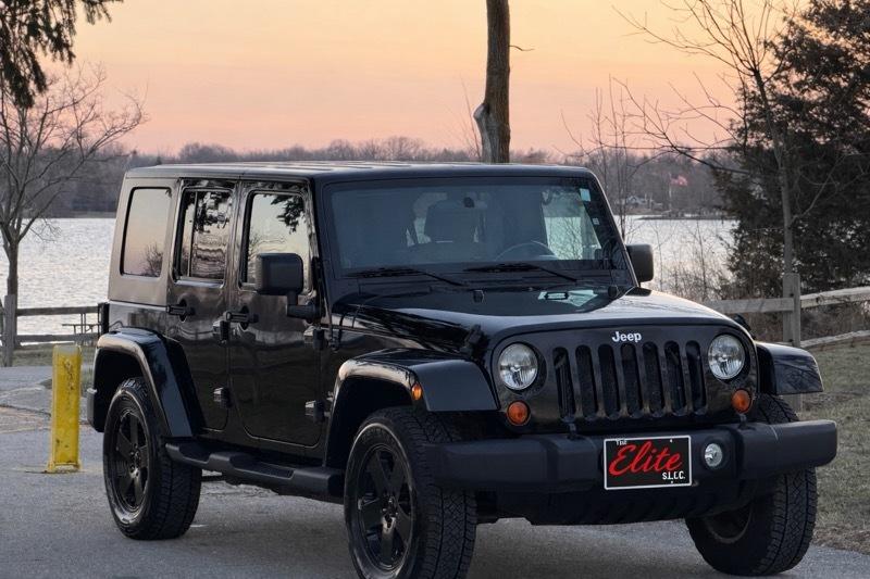 Jeep Wrangler Unlimited Sahara 4WD 2010