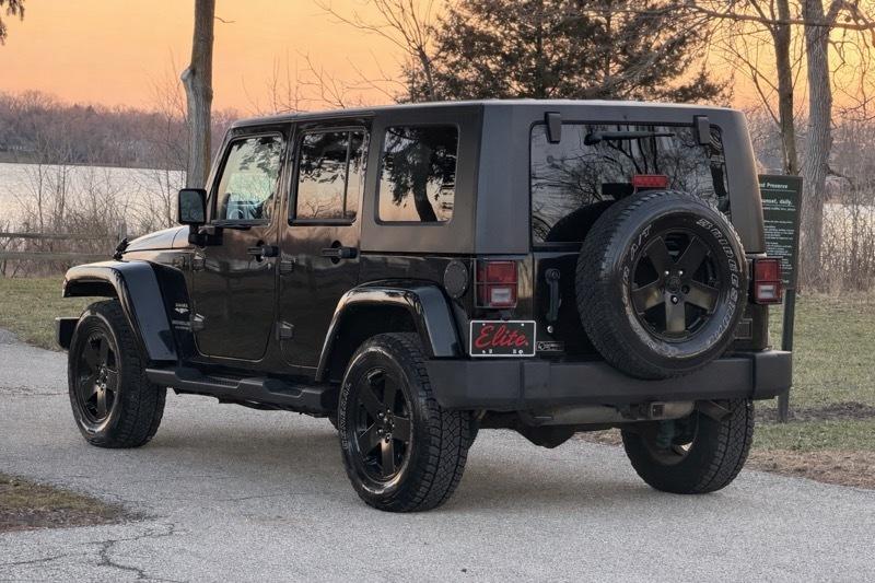 Jeep Wrangler Unlimited Sahara 4WD 2010