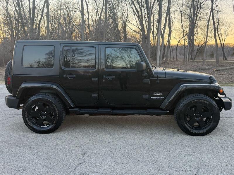 Jeep Wrangler Unlimited Sahara 4WD 2010