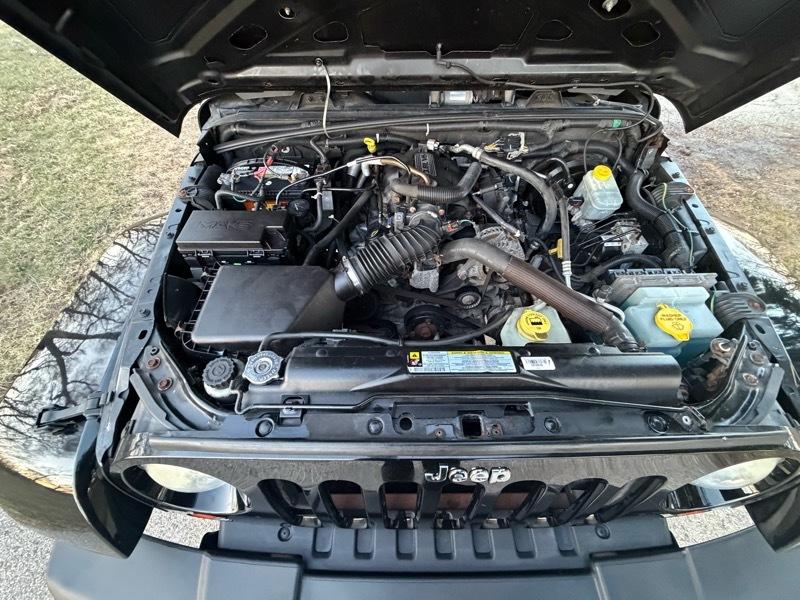 Jeep Wrangler Unlimited Sahara 4WD 2010