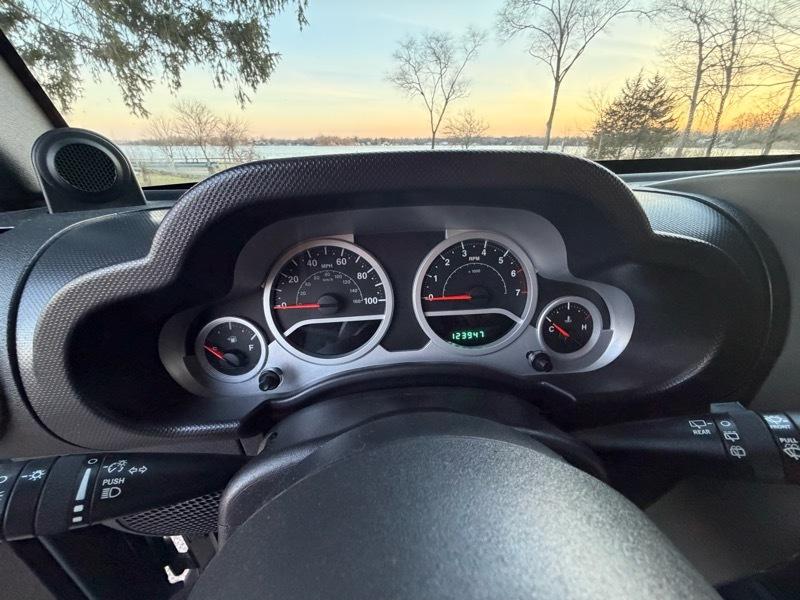 Jeep Wrangler Unlimited Sahara 4WD 2010