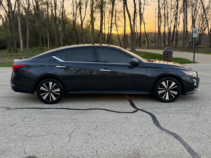 Nissan Altima 2.5 SL 2020