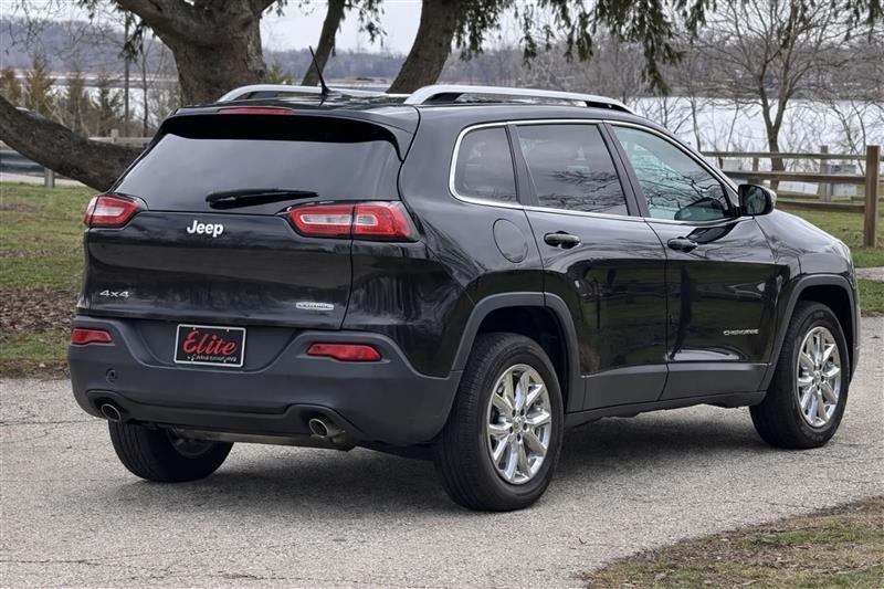 Jeep Cherokee Latitude 4WD 2014