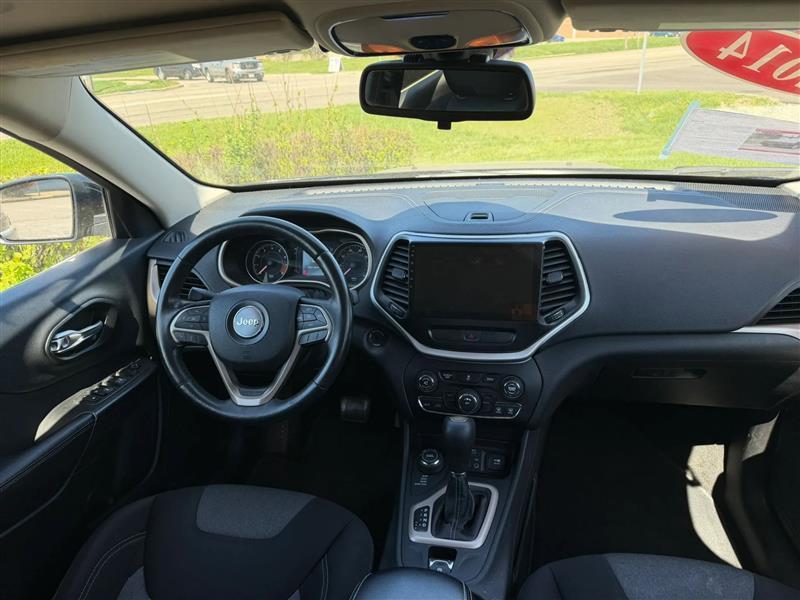 Jeep Cherokee Latitude 4WD 2014