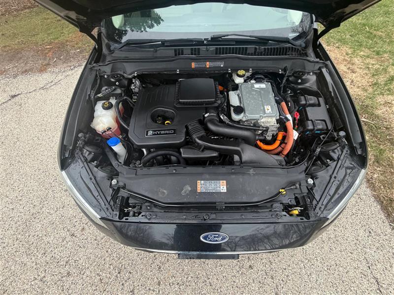 Ford Fusion Hybrid S 2018