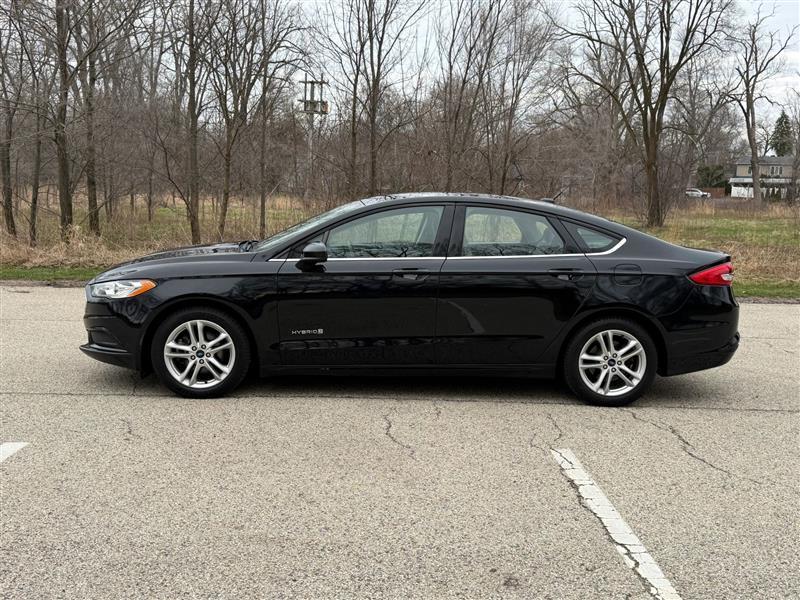 Ford Fusion Hybrid S 2018