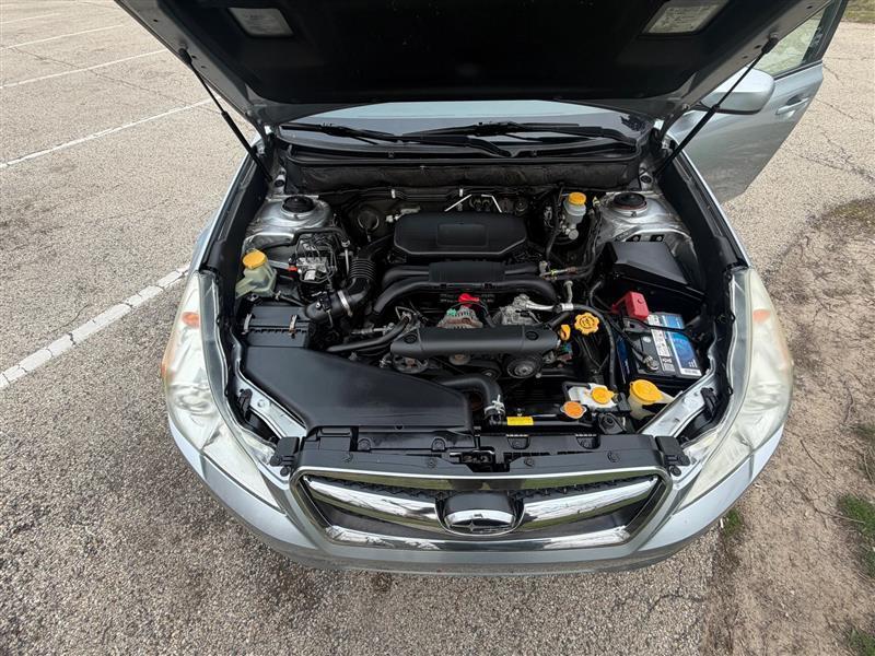 Subaru Legacy 2.5i Premium 2012