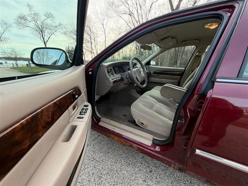 Mercury Grand Marquis GS 2004