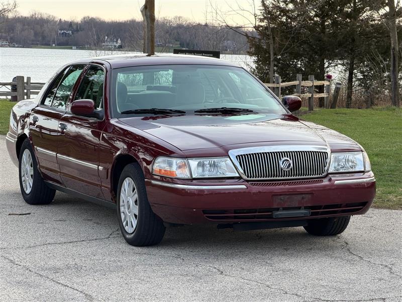 Mercury Grand Marquis GS 2004