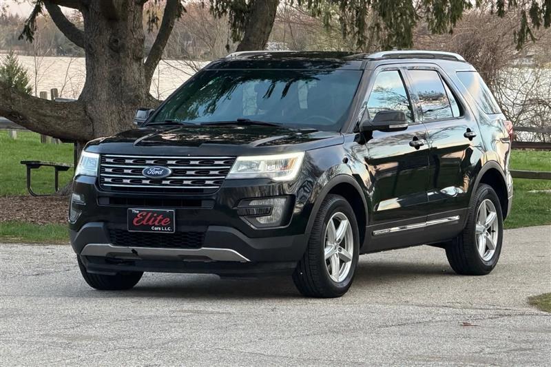 Ford Explorer XLT 4WD 2017