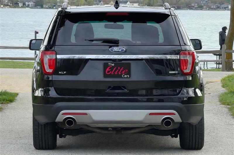 Ford Explorer XLT 4WD 2017