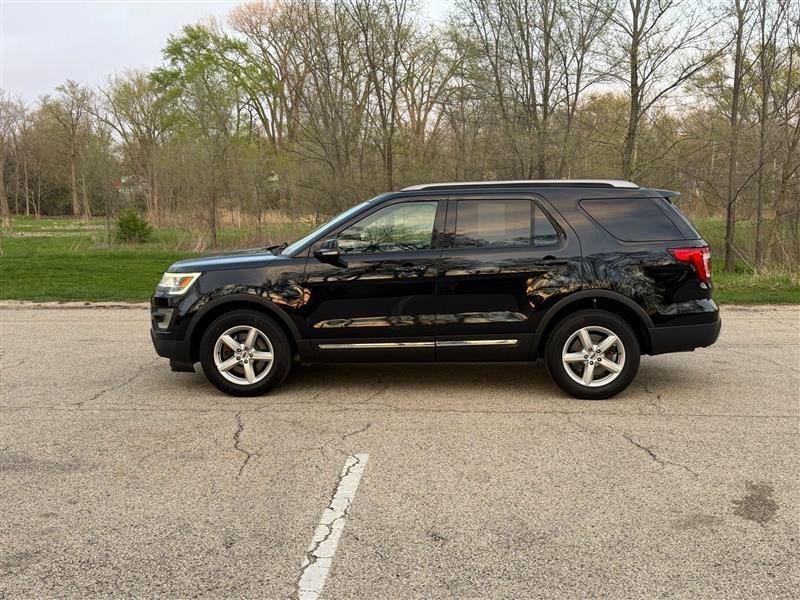 Ford Explorer XLT 4WD 2017