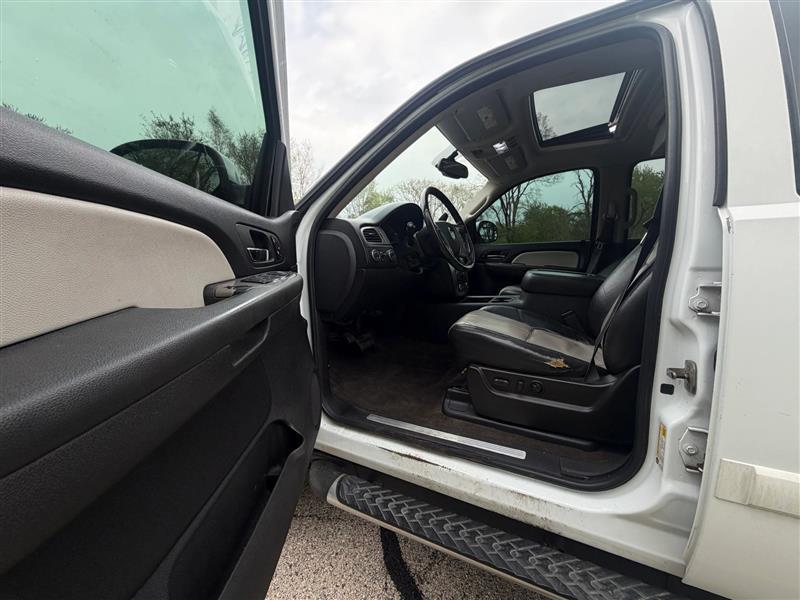 Chevrolet Suburban LTZ 1500 4WD 2008