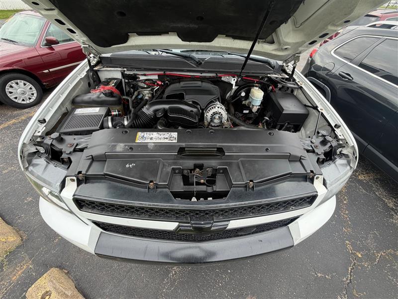 Chevrolet Suburban LTZ 1500 4WD 2008
