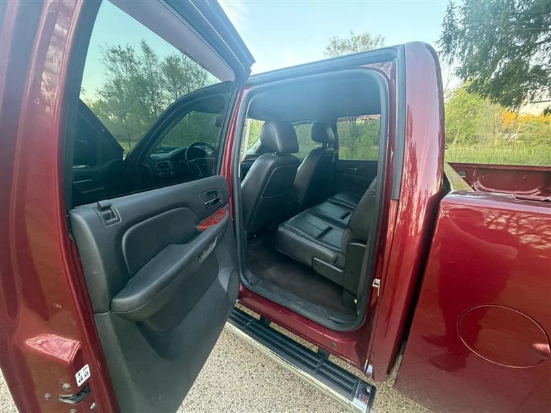 GMC Sierra 1500 SLT Crew Cab 4WD 2013
