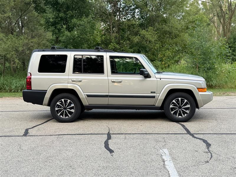 Jeep Commander Sport 4WD 2008
