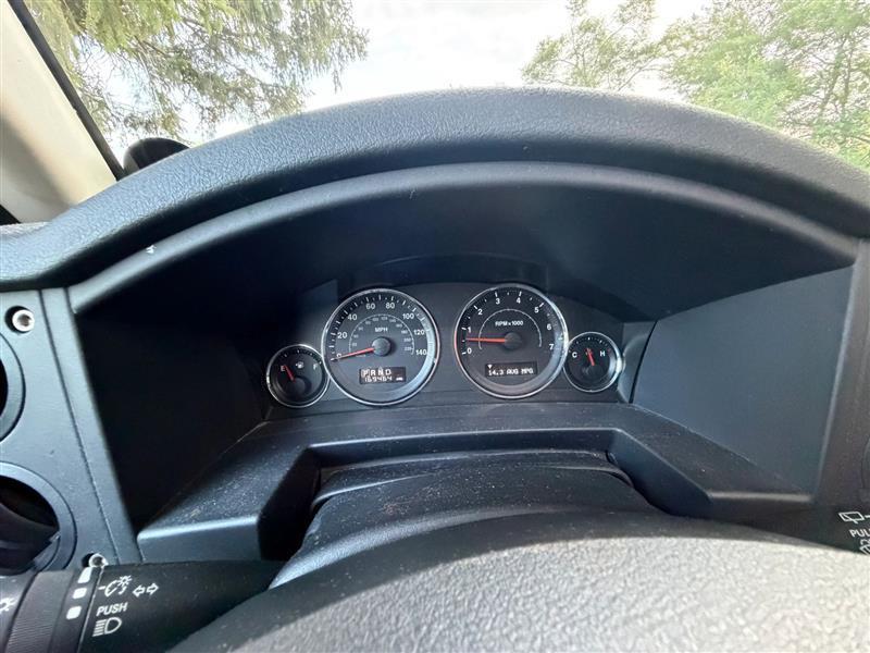 Jeep Commander Sport 4WD 2008
