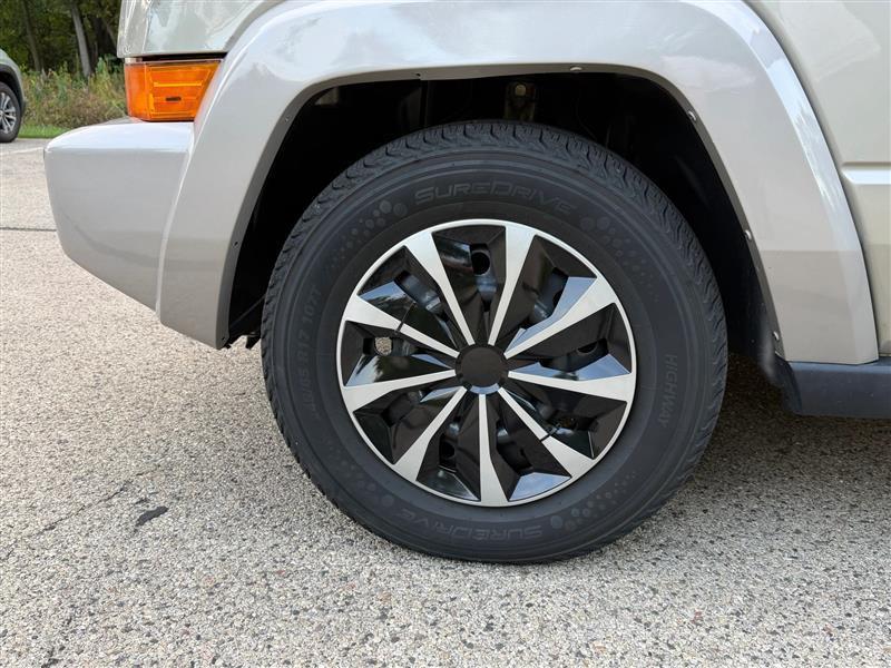 Jeep Commander Sport 4WD 2008