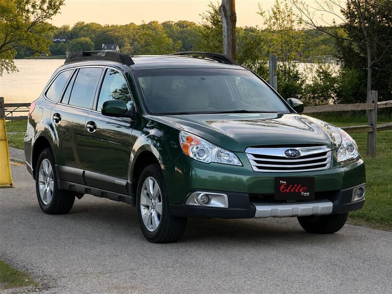 Subaru Outback 2.5i Limited 2011