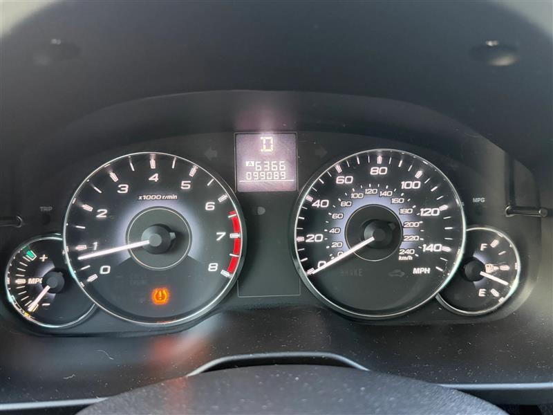 Subaru Outback 2.5i Limited 2011