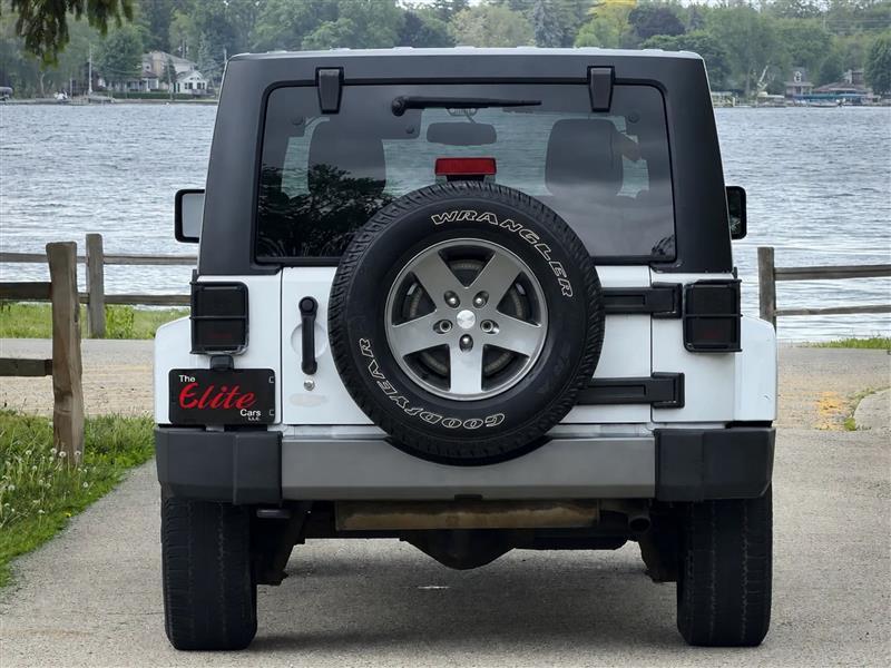 Jeep Wrangler Unlimited Sport 4WD 2013