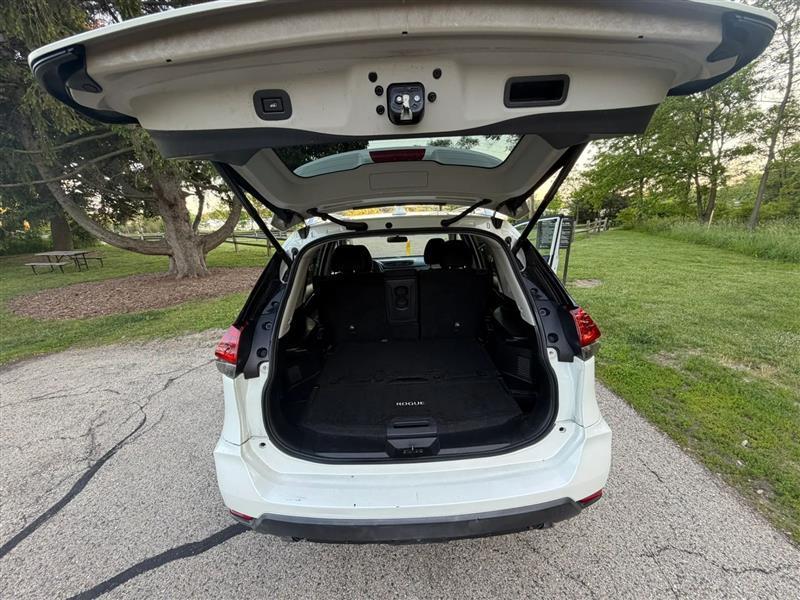 Nissan Rogue SV AWD 2018
