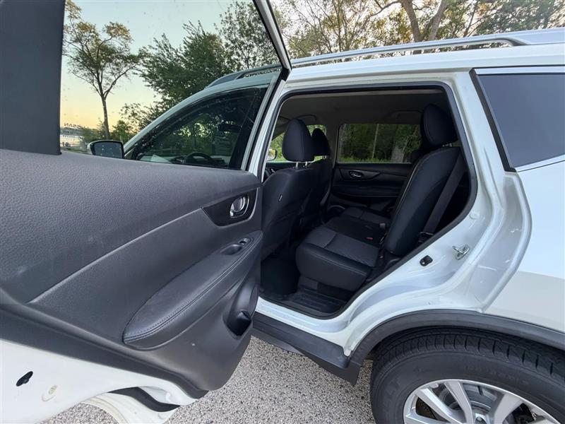 Nissan Rogue SV AWD 2018