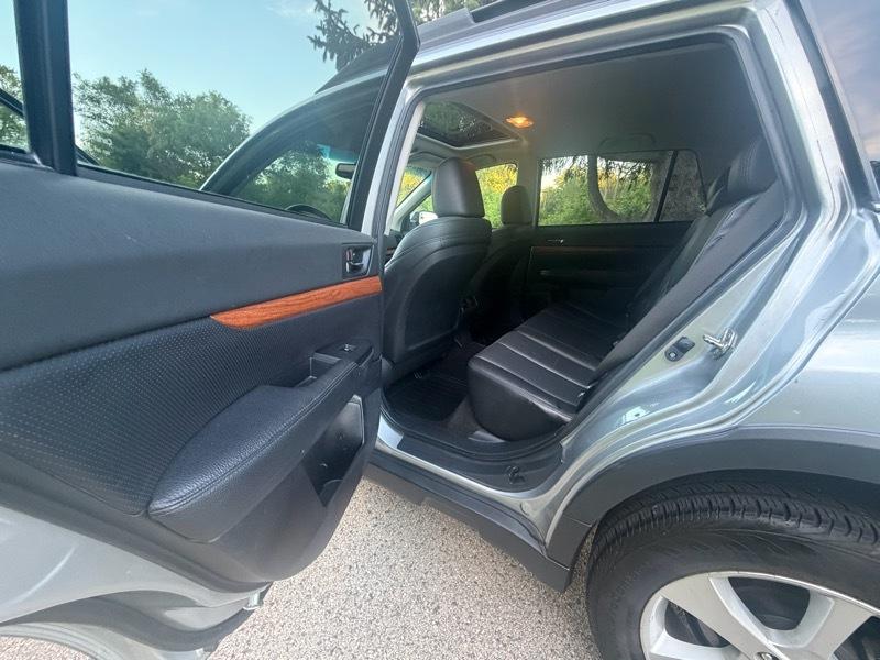 Subaru Outback 2.5i Limited 2013