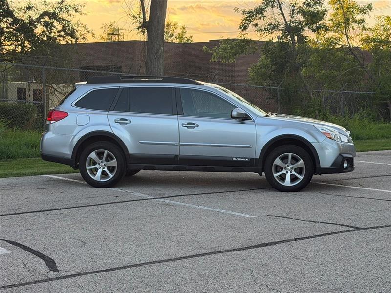 Subaru Outback 2.5i Limited 2013