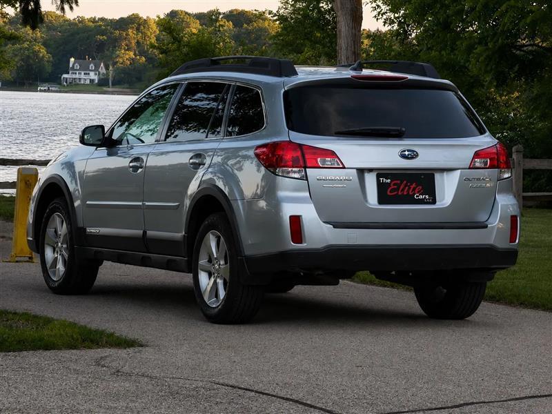 Subaru Outback 2.5i Limited 2013