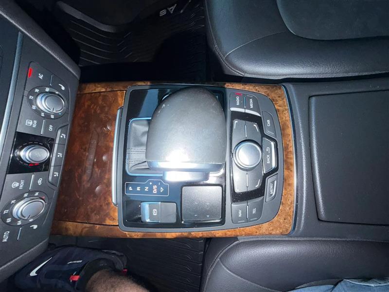 Audi A6 2.0T Premium Sedan FrontTrak Multitronic 2014