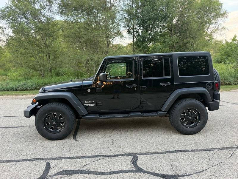 Jeep Wrangler Unlimited Sport 4WD 2012