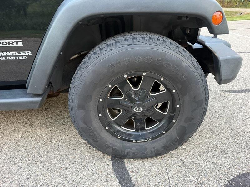 Jeep Wrangler Unlimited Sport 4WD 2012