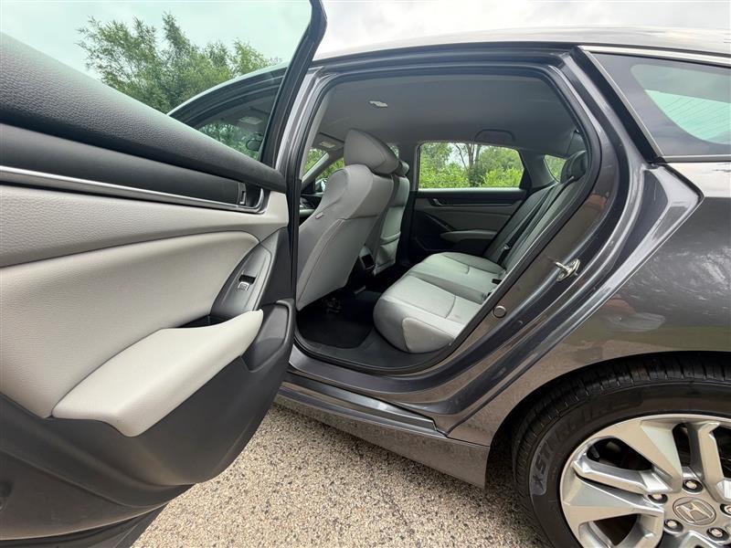 Honda Accord LX CVT 2019